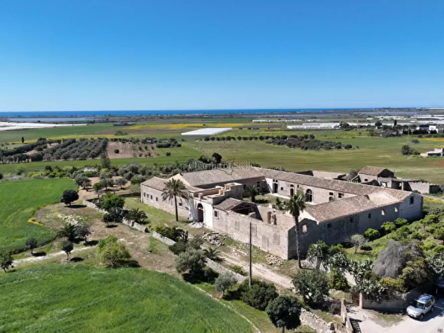 Immagine 47 di Rustico / casale in vendita  in Contrada Burgio a Noto