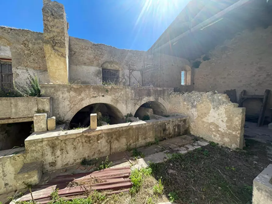Immagine 52 di Rustico / casale in vendita  in Contrada Burgio a Noto