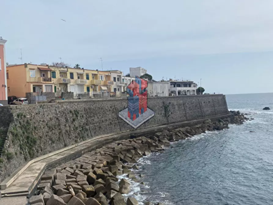 Immagine 1 di Appartamento in vendita  in ISCHIA - FORIO - LUNGOMARE CITARA a Forio