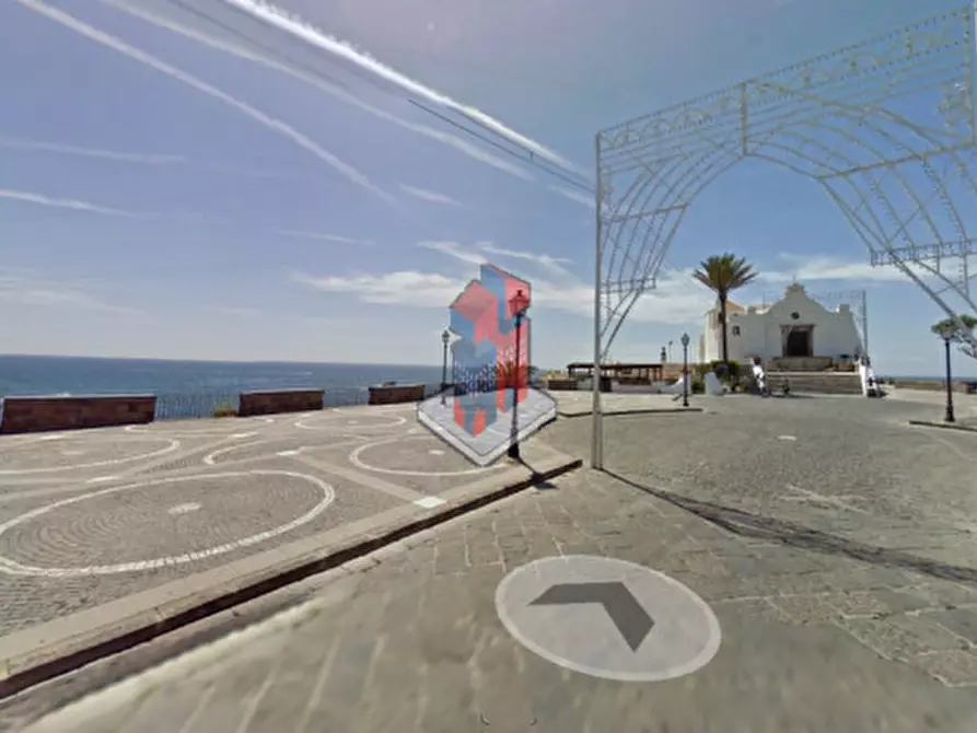 Immagine 4 di Appartamento in vendita  in ISCHIA - FORIO - LUNGOMARE CITARA a Forio