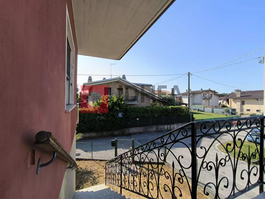 Immagine 3 di Casa bifamiliare in vendita  a Silea