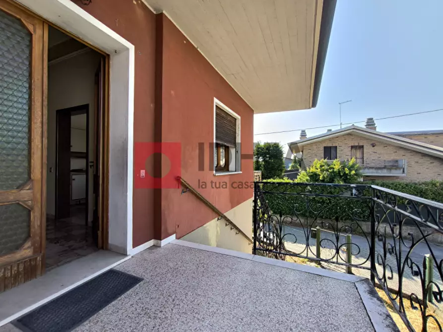 Immagine 4 di Casa bifamiliare in vendita  a Silea
