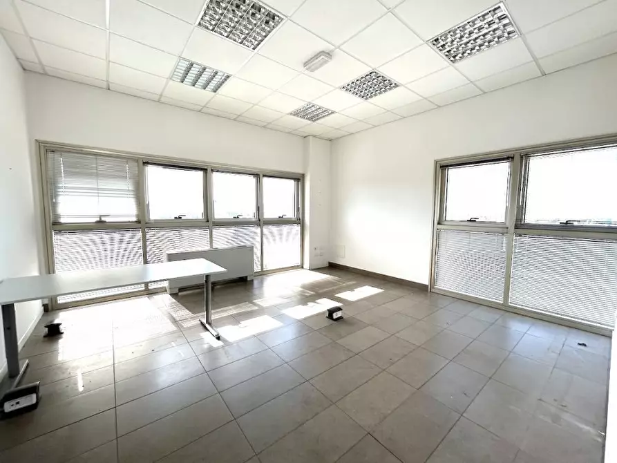 Immagine 3 di Ufficio in affitto  in VIA MENGHI a Savignano Sul Rubicone