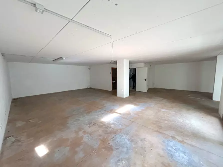 Immagine 5 di Ufficio in affitto  in VIA MENGHI a Savignano Sul Rubicone