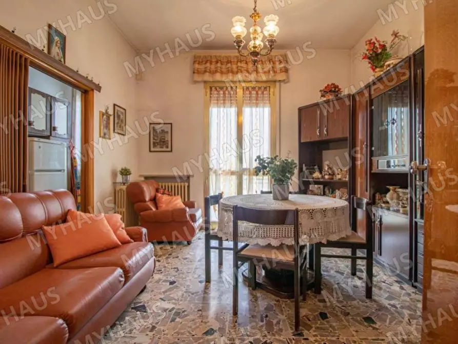 Immagine 1 di Casa indipendente in vendita  in VIA EULERO a Cesenatico
