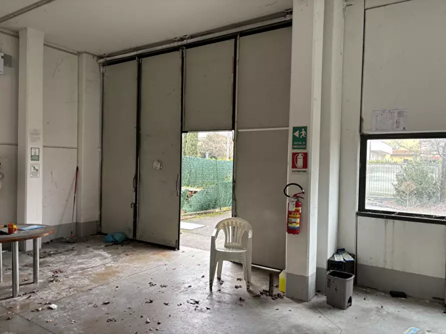 Immagine 29 di Capannone industriale in affitto  in VIA PISTELLI a Signa