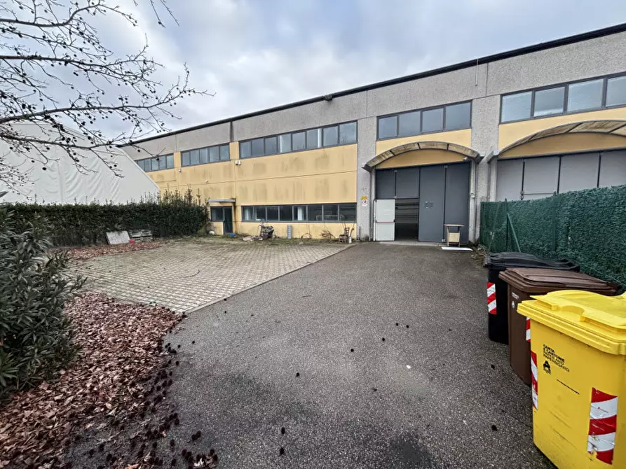 Immagine 37 di Capannone industriale in affitto  in VIA PISTELLI a Signa