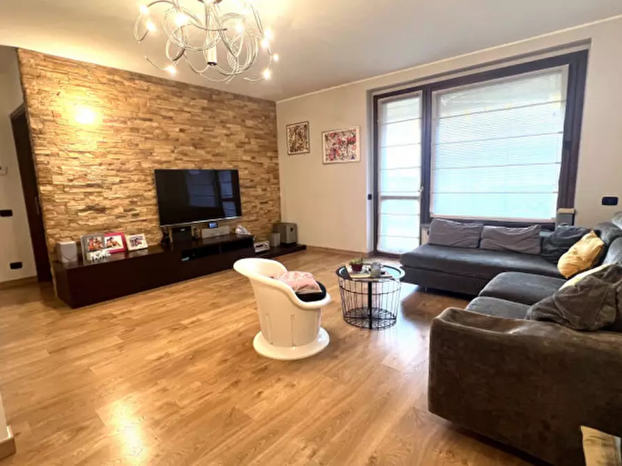 Immagine 2 di Appartamento in vendita  in via lungo serio a Grassobbio