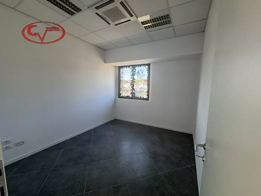 Immagine 6 di Ufficio in affitto  in vua alinari a Montevarchi