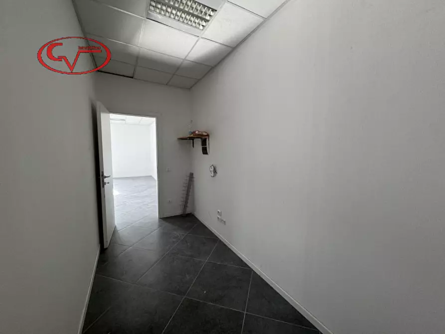 Immagine 7 di Ufficio in affitto  in vua alinari a Montevarchi
