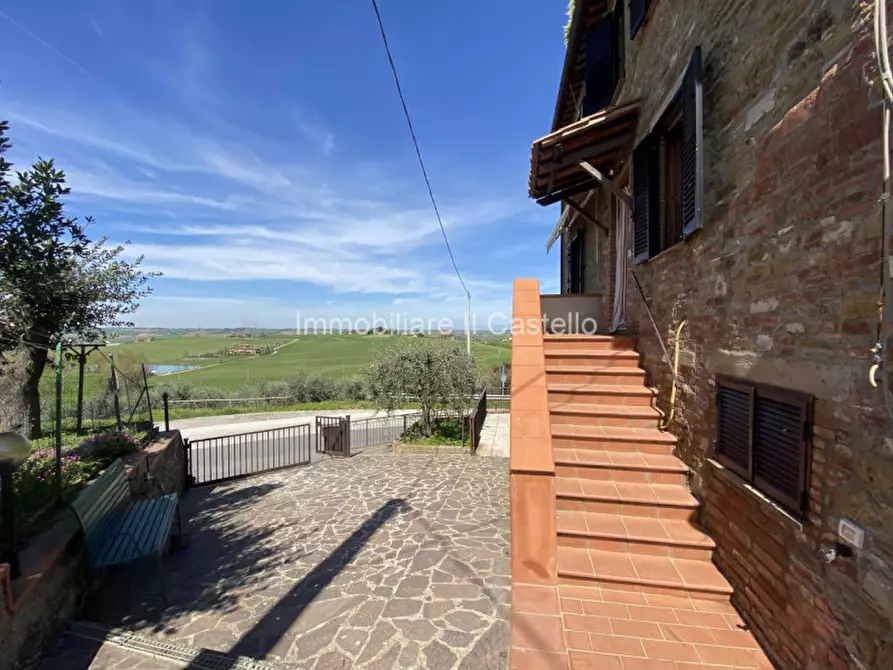 Immagine 2 di Villetta a schiera in vendita  in Collevarche a Paciano