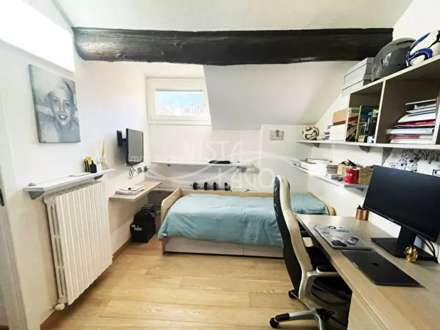 Immagine 12 di Appartamento in vendita  in Via Rusconi a Como