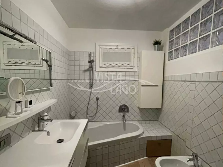 Immagine 15 di Appartamento in vendita  in Via Rusconi a Como