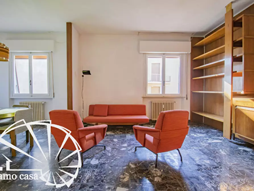 Immagine 1 di Appartamento in vendita  a Prato