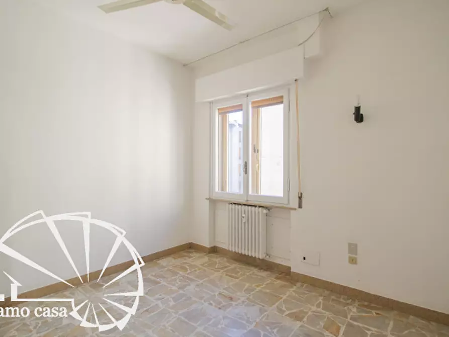 Immagine 12 di Appartamento in vendita  a Prato