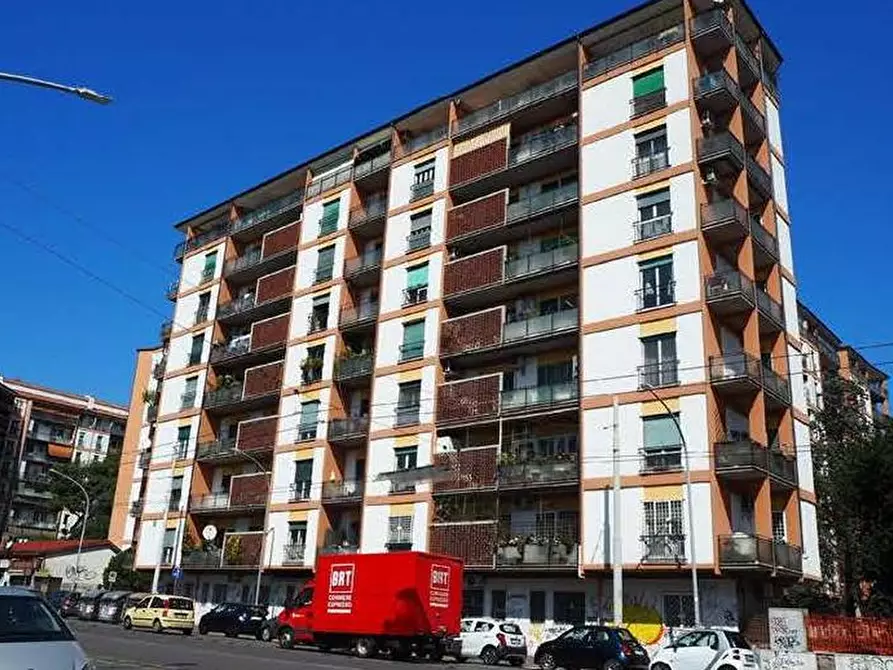 Immagine 1 di Appartamento in vendita  in VIA MONTE CERVIALTO a Roma