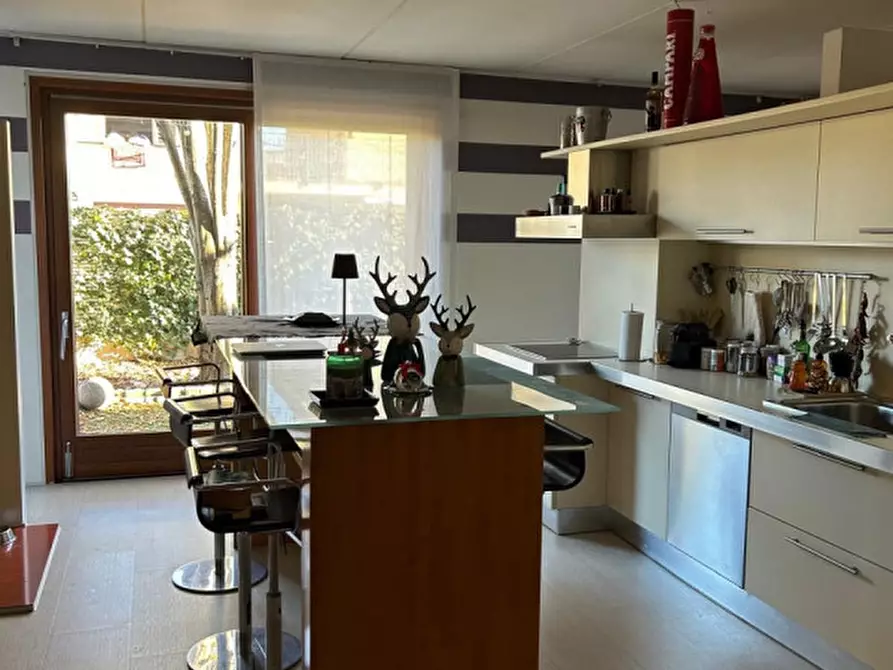 Immagine 1 di Villa in vendita  in VIA SAN MAURO a Montegrotto Terme