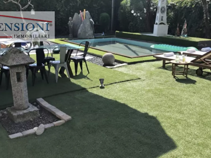 Immagine 1 di Villa in vendita  in VIA SAN MAURO a Montegrotto Terme