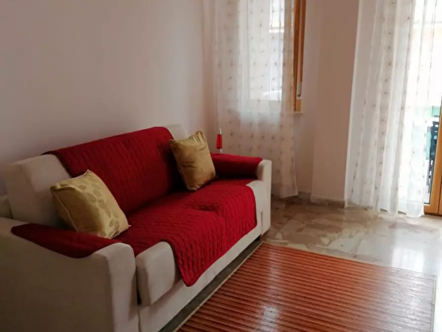 Immagine 1 di Appartamento in vendita  in via Lago Trasimone a Montesilvano