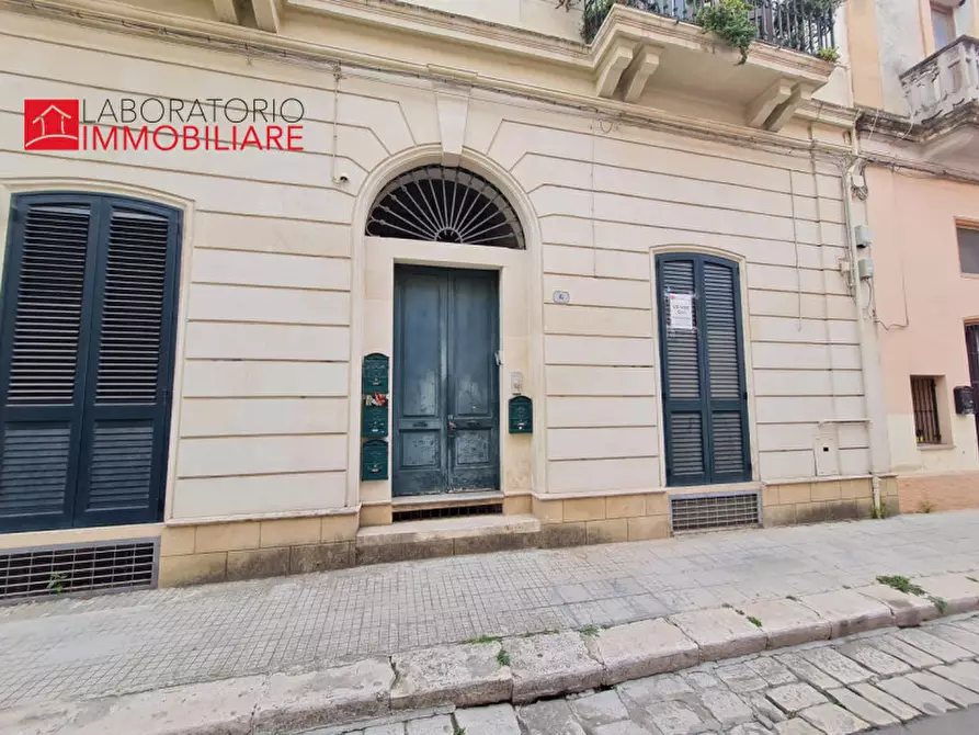 Immagine 1 di Appartamento in vendita  in via Battaglini 6 a Lecce