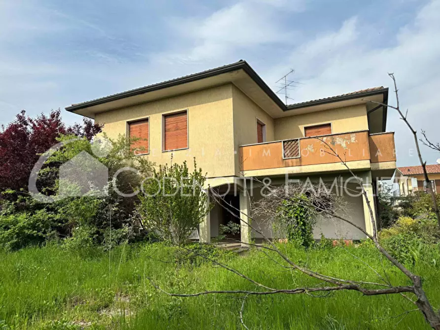 Immagine 1 di Villa in vendita  in via petrarca a Mazzano