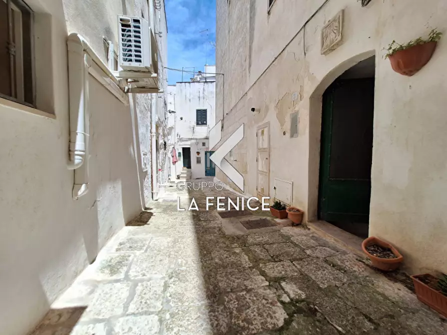 Immagine 1 di Casa indipendente in vendita  in via carlo stigliani 3 a Ostuni