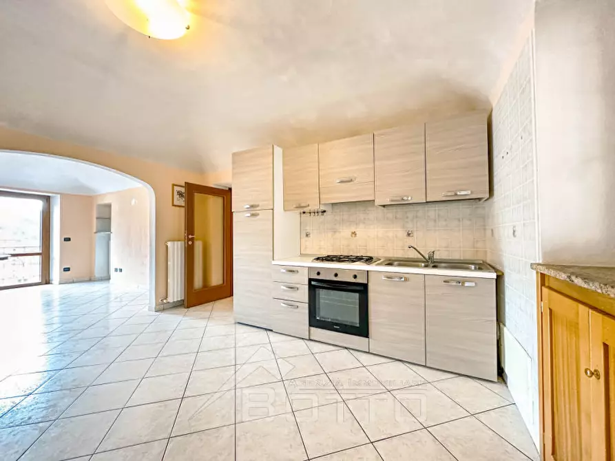 Immagine 2 di Appartamento in vendita  in Corso Matteotti n.198 a Serravalle Sesia