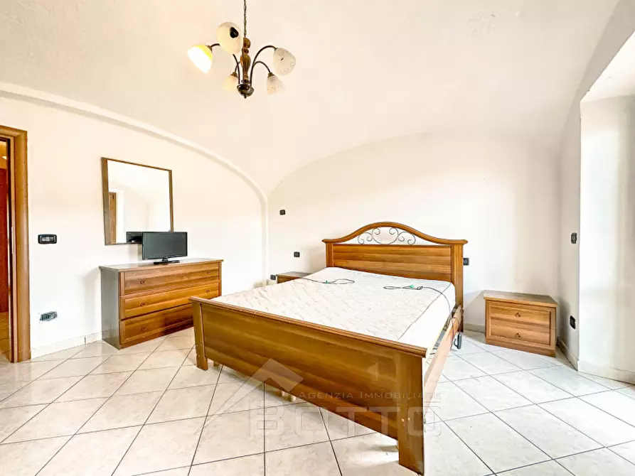 Immagine 9 di Appartamento in vendita  in Corso Matteotti n.198 a Serravalle Sesia