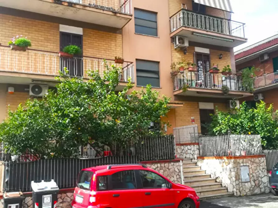 Immagine 1 di Appartamento in vendita  in via enrico dell'acqua a Roma