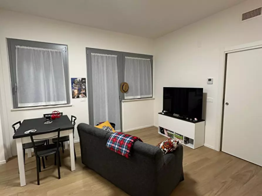 Immagine 2 di Appartamento in vendita  in Piazza della Libertà a Ancona