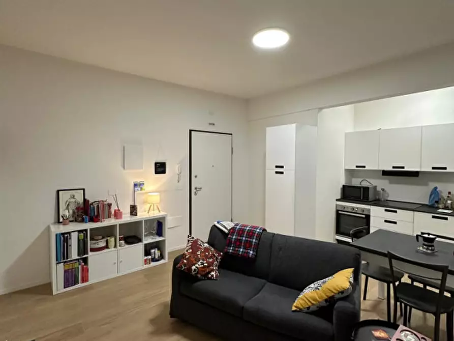 Immagine 6 di Appartamento in vendita  in Piazza della Libertà a Ancona