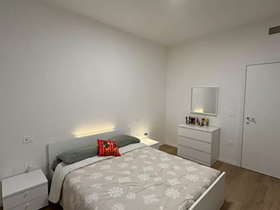 Immagine 12 di Appartamento in vendita  in Piazza della Libertà a Ancona