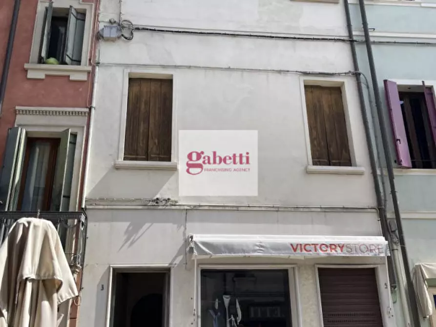 Immagine 6 di Palazzo in vendita  in VIA X LUGLIO a Rovigo
