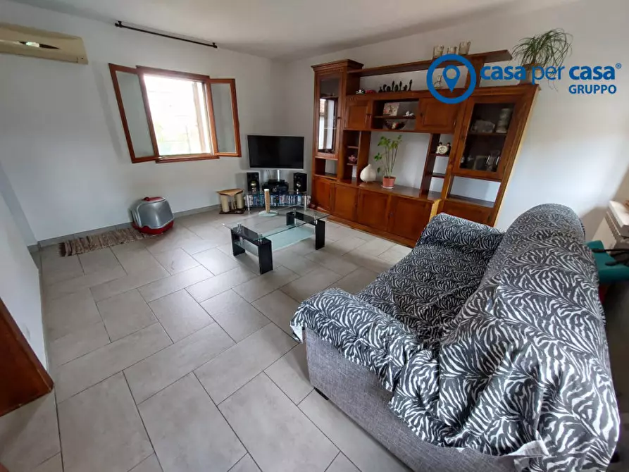 Immagine 8 di Casa bifamiliare in vendita  in Bottrighe, Via Umberto Maddalena a Adria