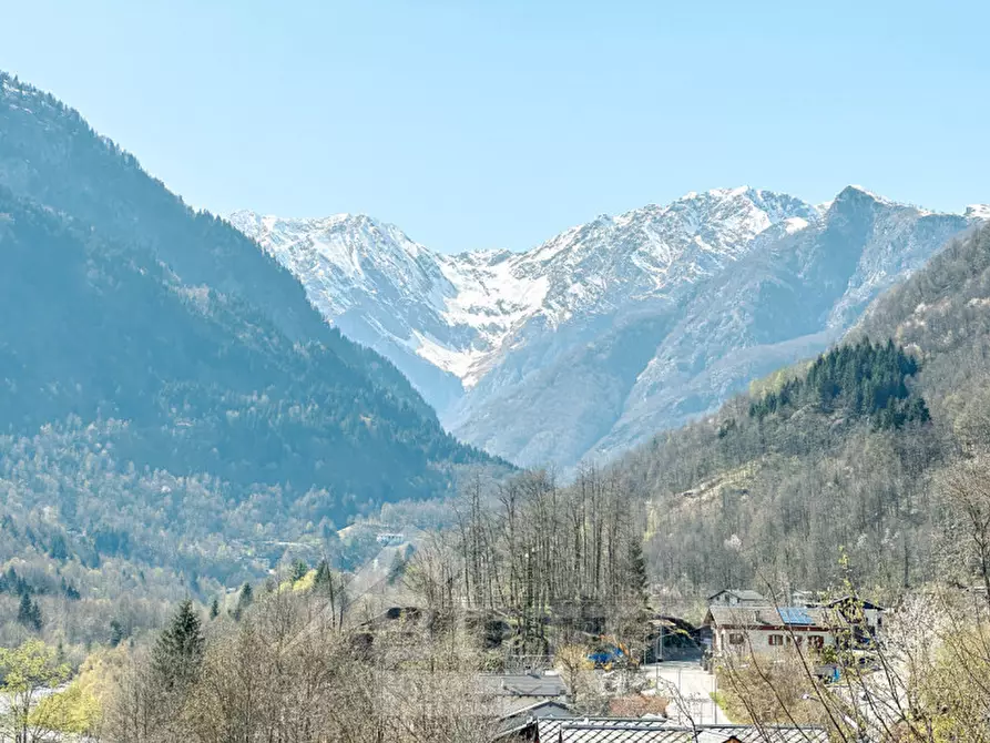 Immagine 17 di Appartamento in vendita  in via Roma a Pila