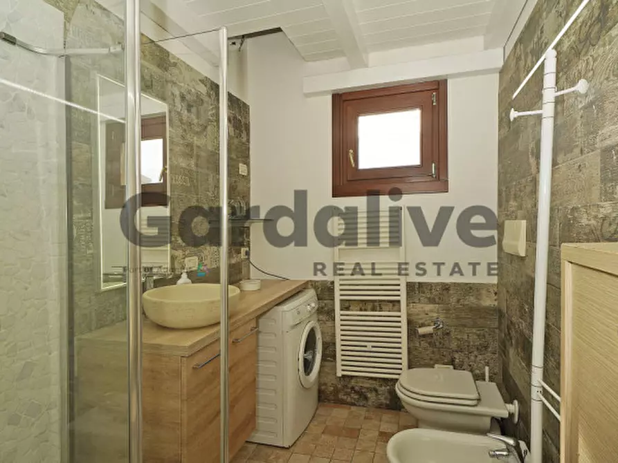 Immagine 20 di Appartamento in vendita  in Località Sermana a Peschiera Del Garda