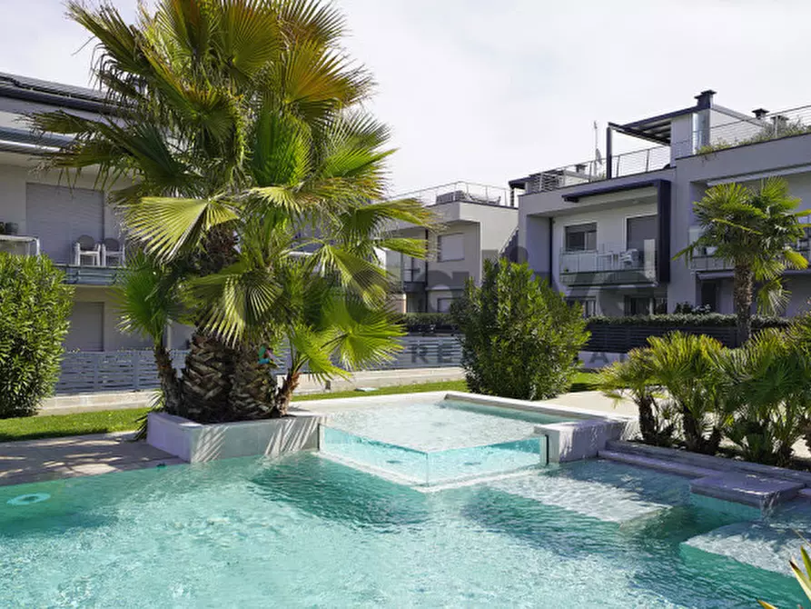 Immagine 3 di Appartamento in vendita  in Via Pastore 3 a Peschiera Del Garda