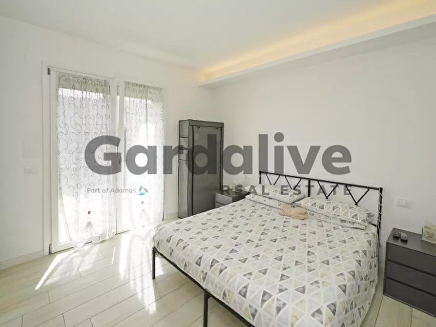 Immagine 17 di Appartamento in vendita  in Via Pastore 3 a Peschiera Del Garda