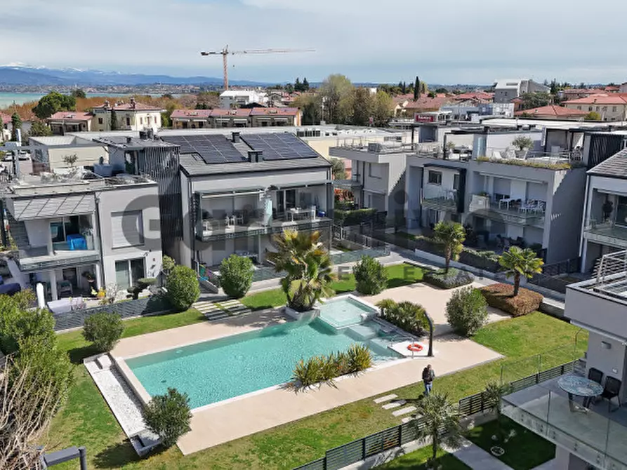 Immagine 21 di Appartamento in vendita  in Via Pastore 3 a Peschiera Del Garda