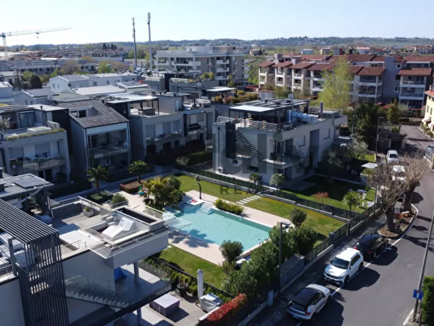 Immagine 23 di Appartamento in vendita  in Via Pastore 3 a Peschiera Del Garda