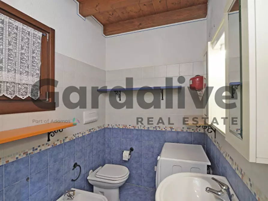 Immagine 17 di Appartamento in vendita  in Localià Sermana 1 Peschiera del garda a Peschiera Del Garda