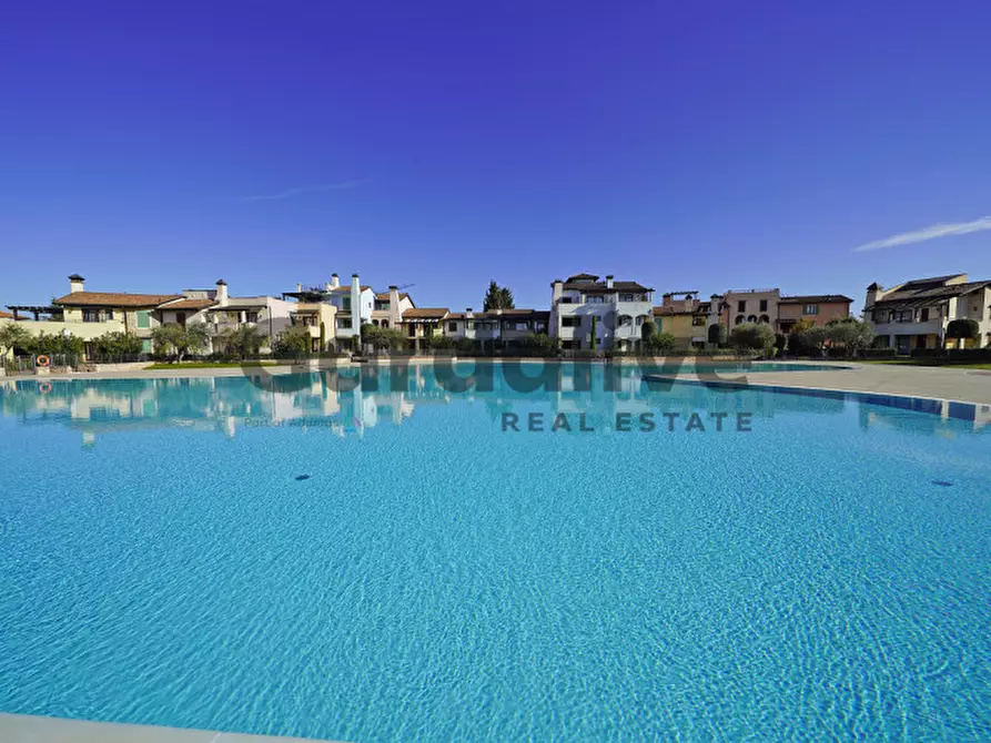 Immagine 5 di Appartamento in vendita  in Località Sermana a Peschiera Del Garda