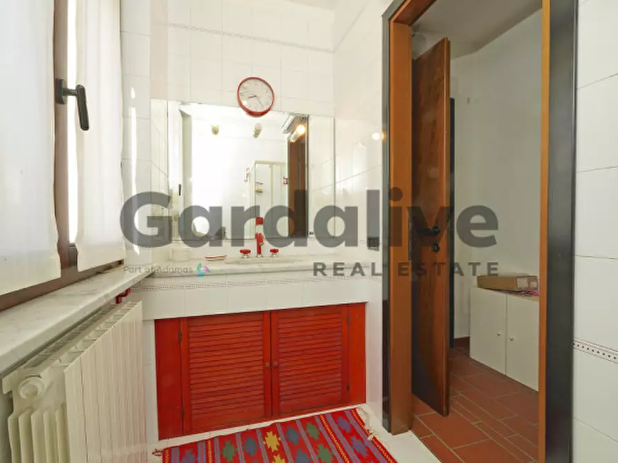 Immagine 12 di Villa in vendita  in località Bertoletta a Peschiera Del Garda