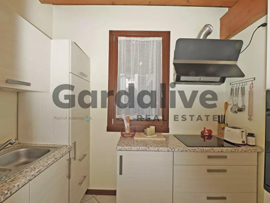 Immagine 11 di Villetta a schiera in vendita  in Località Bassana a Peschiera Del Garda