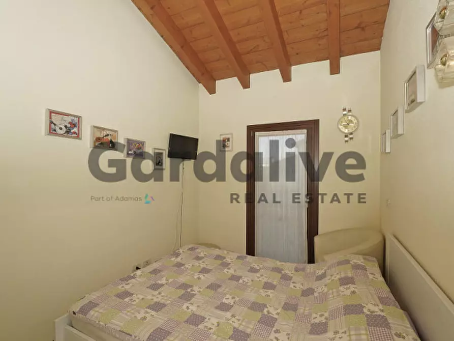 Immagine 15 di Villetta a schiera in vendita  in Località Bassana a Peschiera Del Garda