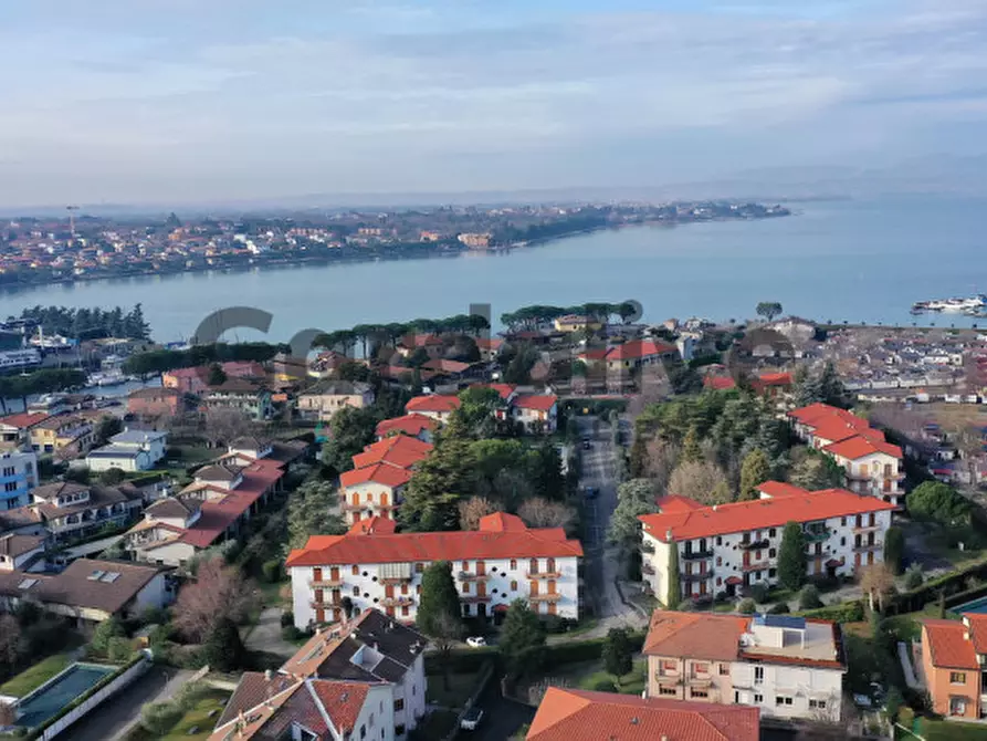 Immagine 6 di Appartamento in vendita  in Via Benaco 34 a Peschiera Del Garda