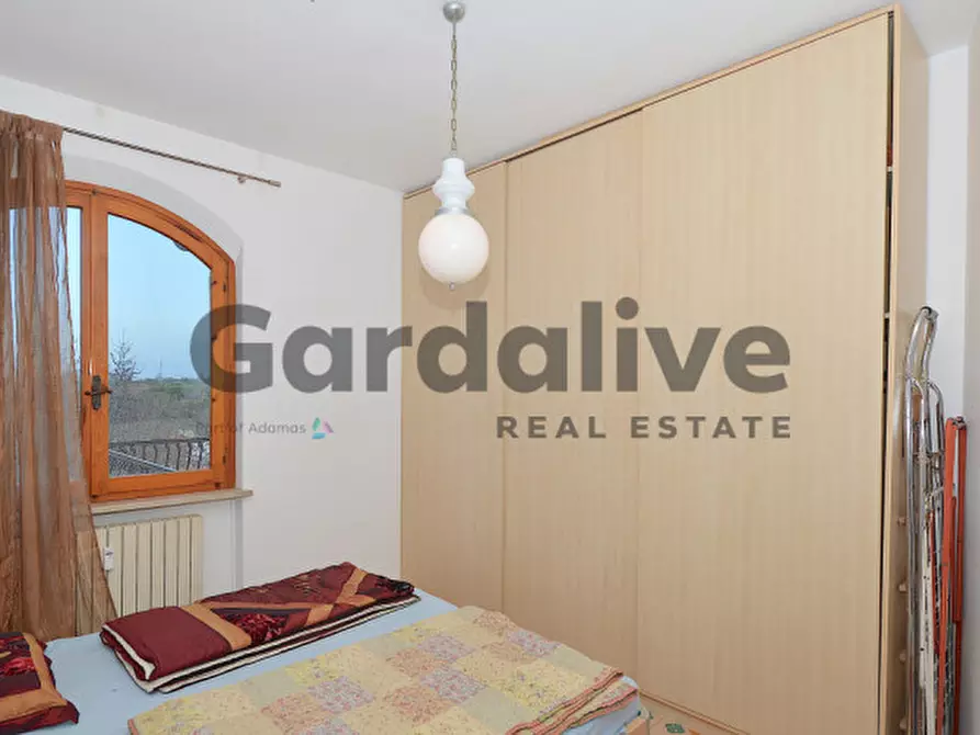 Immagine 14 di Appartamento in vendita  in Via Benaco 34 a Peschiera Del Garda