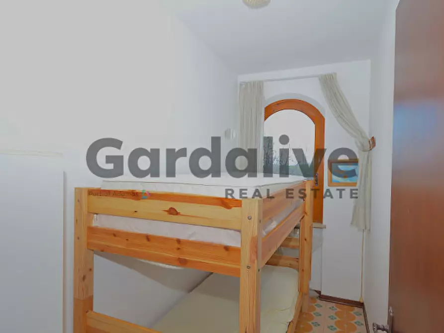 Immagine 15 di Appartamento in vendita  in Via Benaco 34 a Peschiera Del Garda