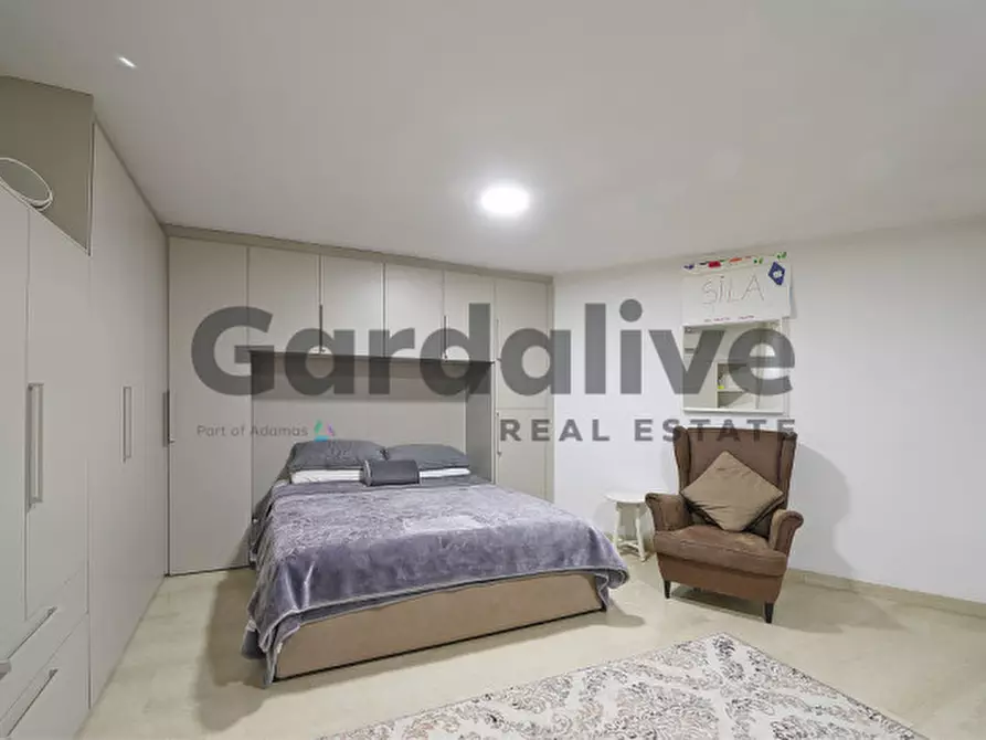 Immagine 9 di Villa in vendita  in Strada Peschiera 33 a Ponti Sul Mincio