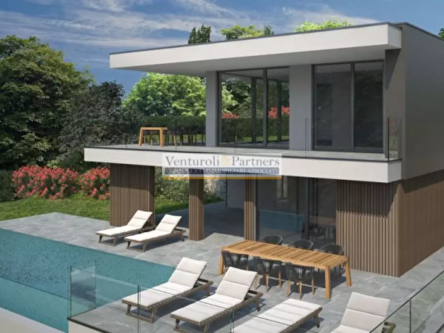 Immagine 3 di Villa in vendita  in via belvedere a Lonato del Garda